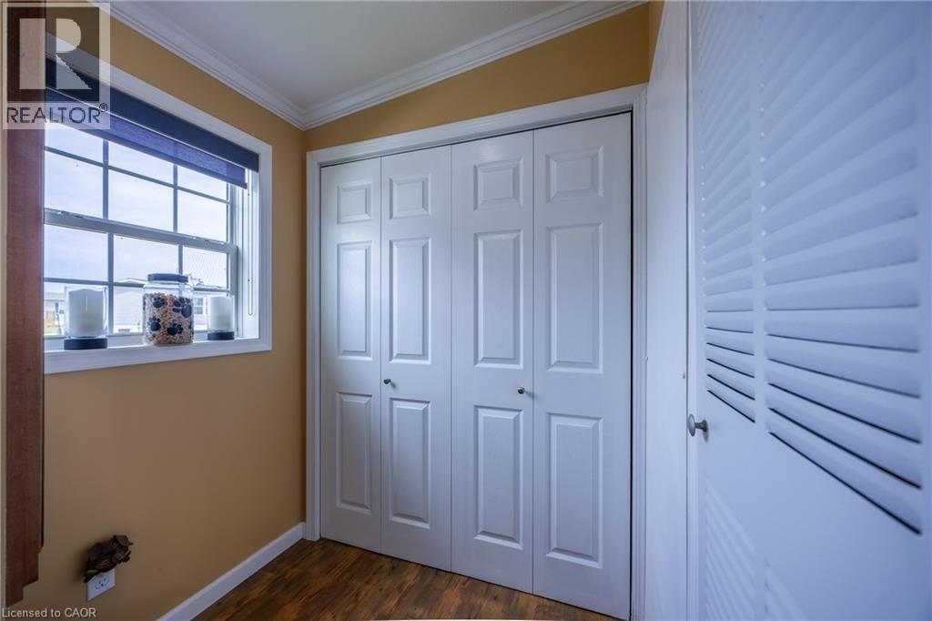 2 HICKORY Hollow - 19