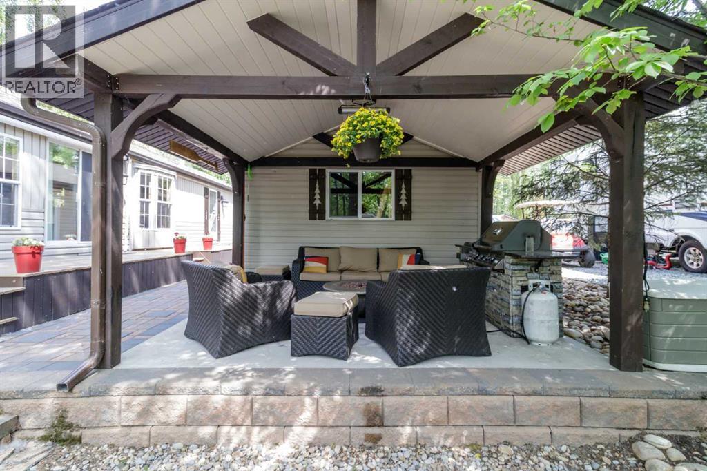 119A, 10046 township road 422 - 17