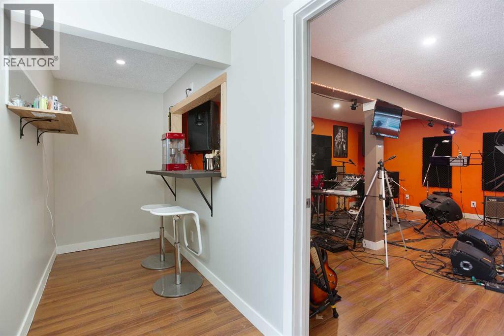 403 Morningside Way SW - 32