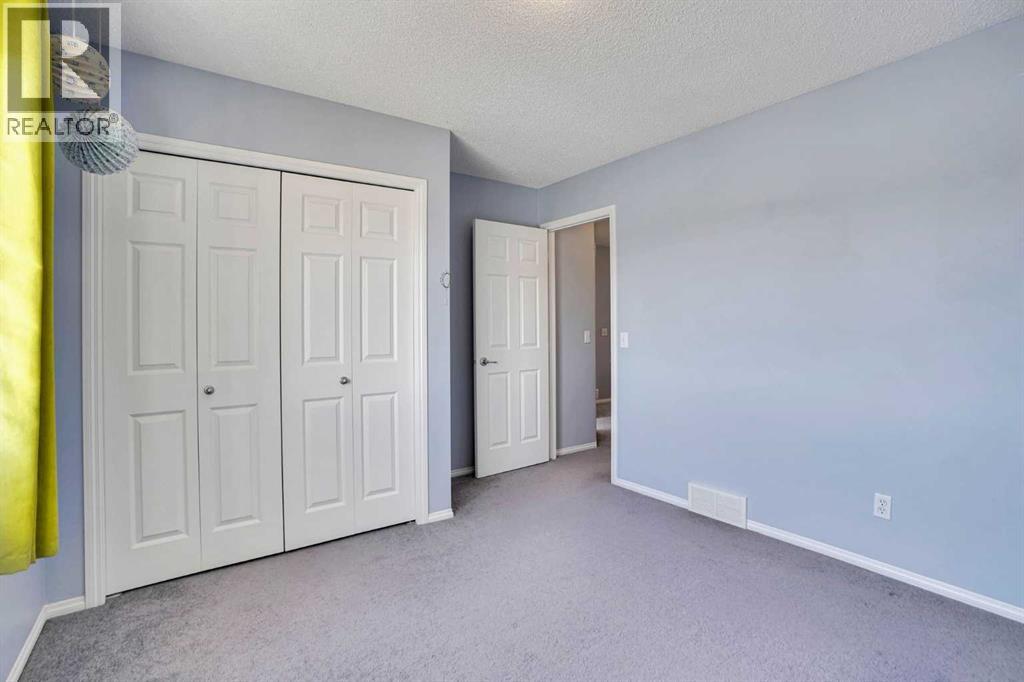 234 Saddlecreek Point NE - 27