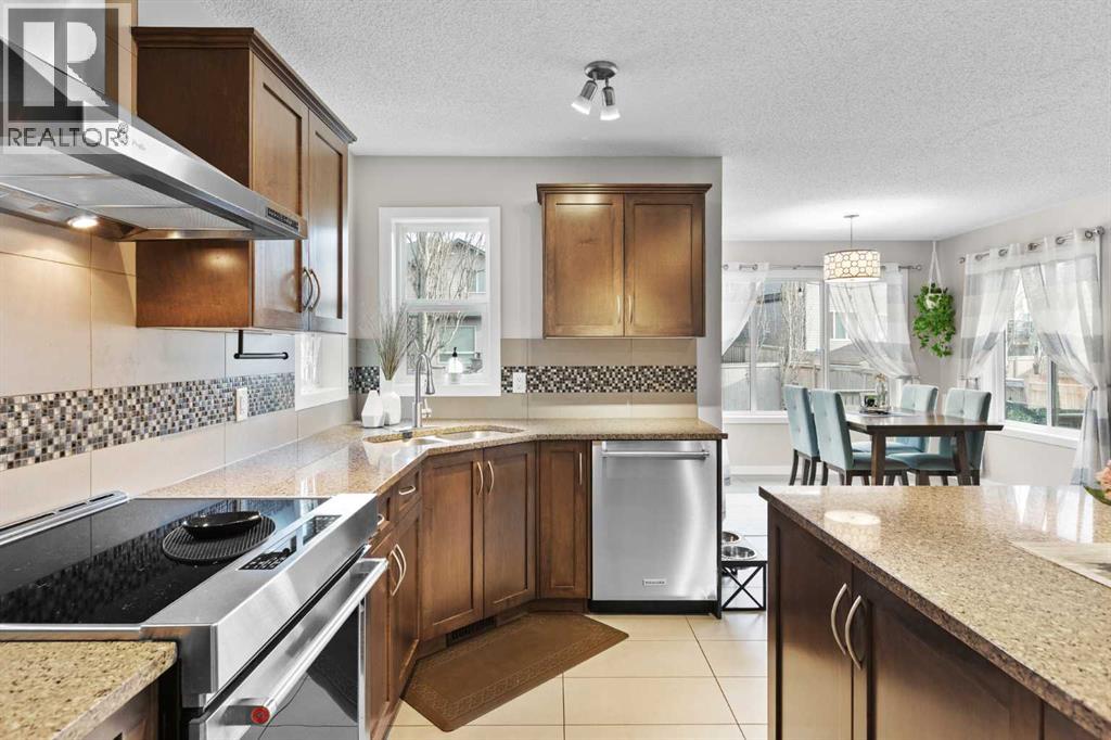 74 Hillcrest Street SW - 10