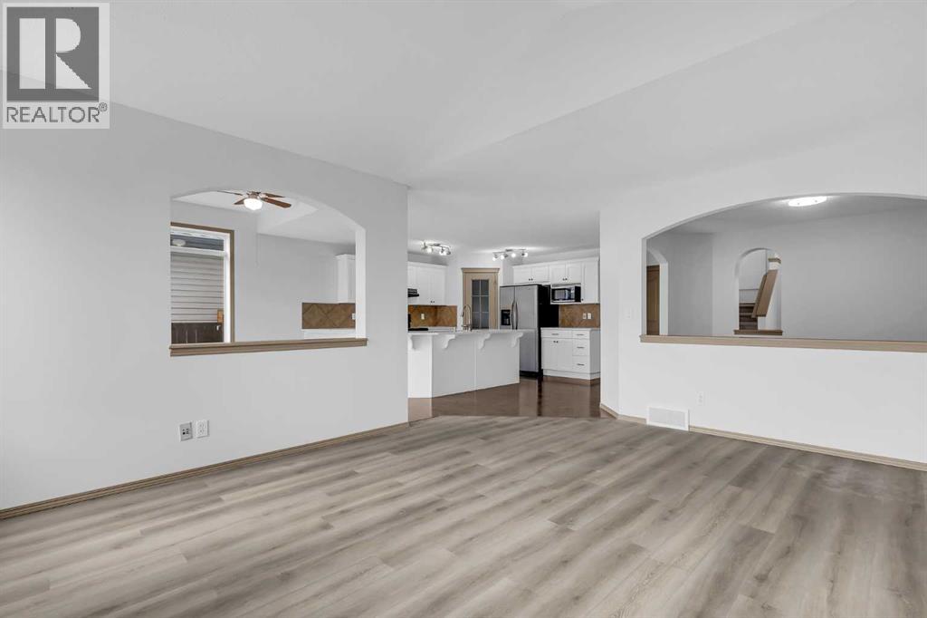 35 New Brighton Manor SE - 5