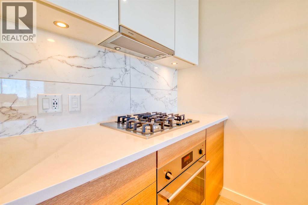 #1604 108 Waterfront Court SW - 19