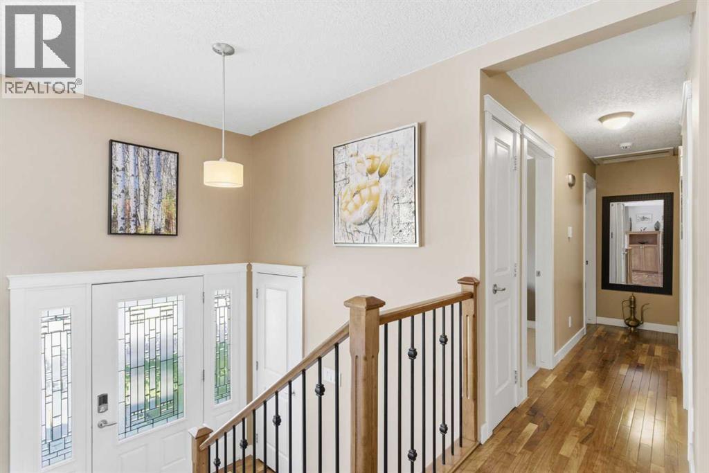 351 Queen Charlotte Road SE - 4