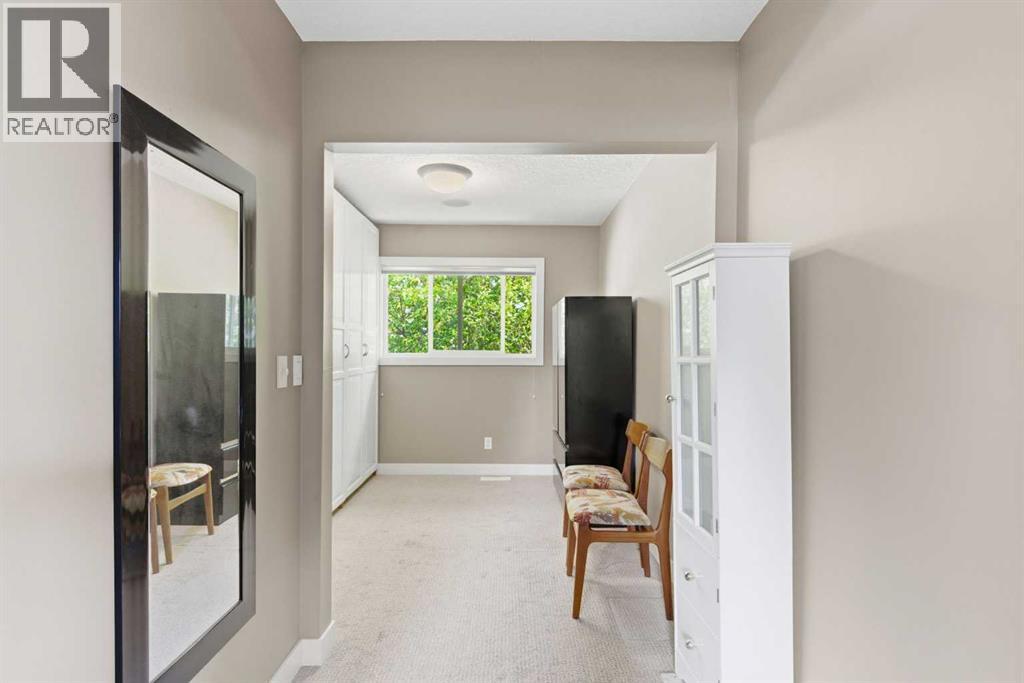 351 Queen Charlotte Road SE - 21