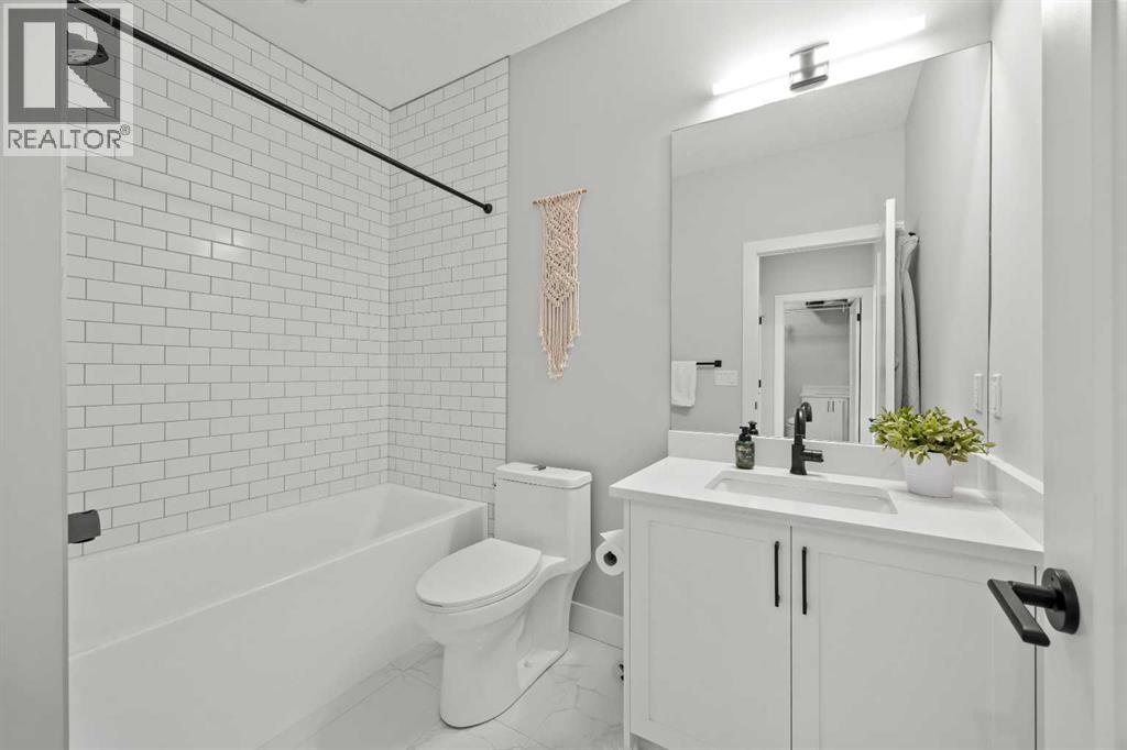 1133 Radnor Avenue NE - 32