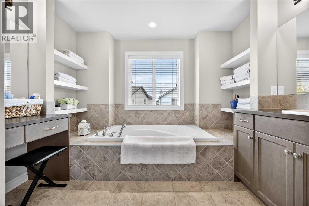 293 Bridleridge View SW - 32
