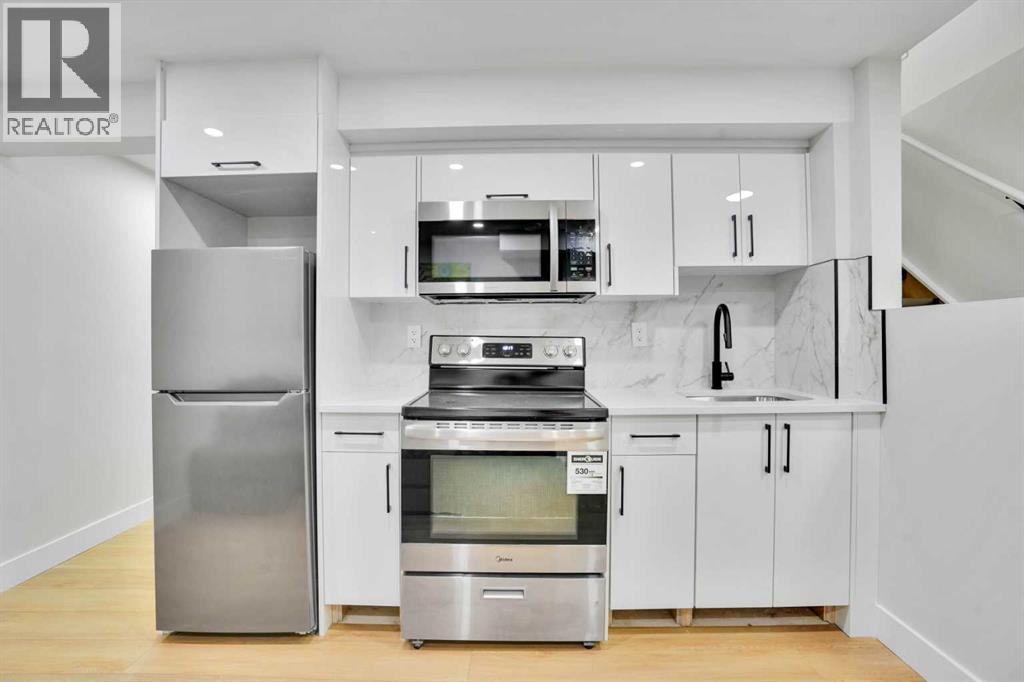 74 Castledale Way NE - 31