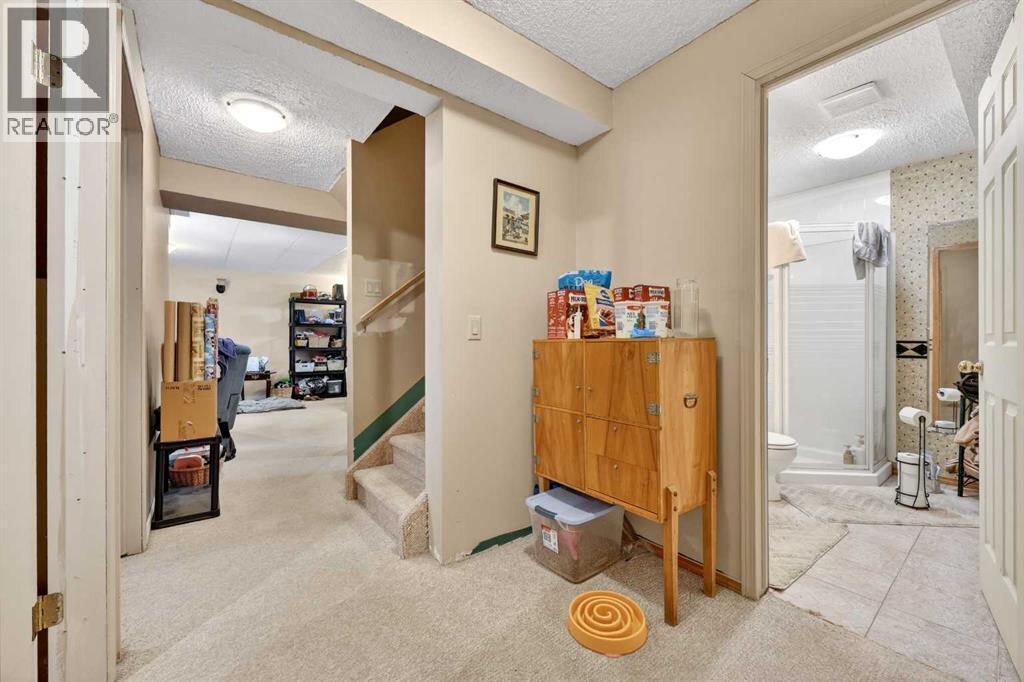 192 Arbour Wood Close NW - 32