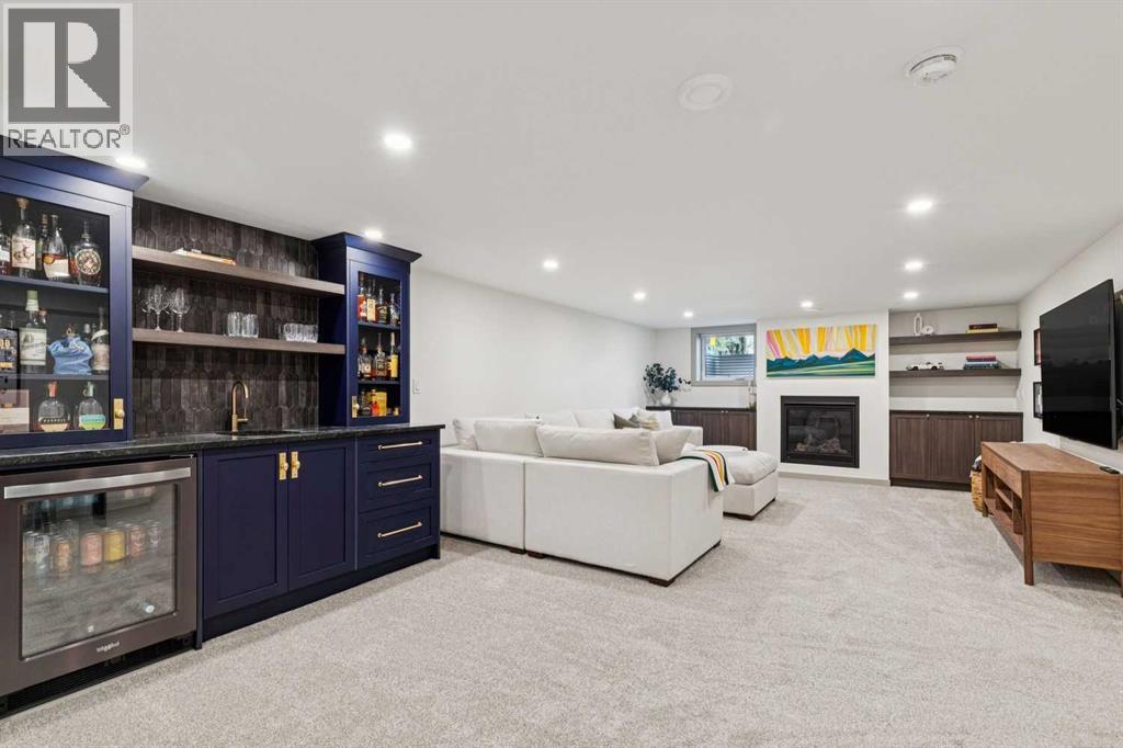 3202 1 Street SW - 24