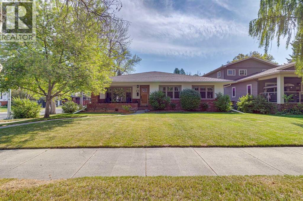 3202 1 Street SW - 1