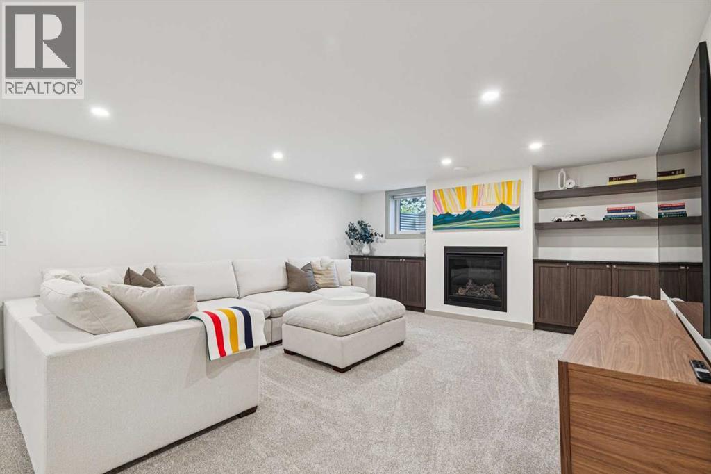 3202 1 Street SW - 25