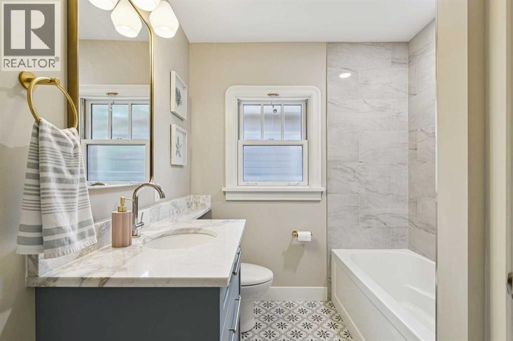 3202 1 Street SW - 20