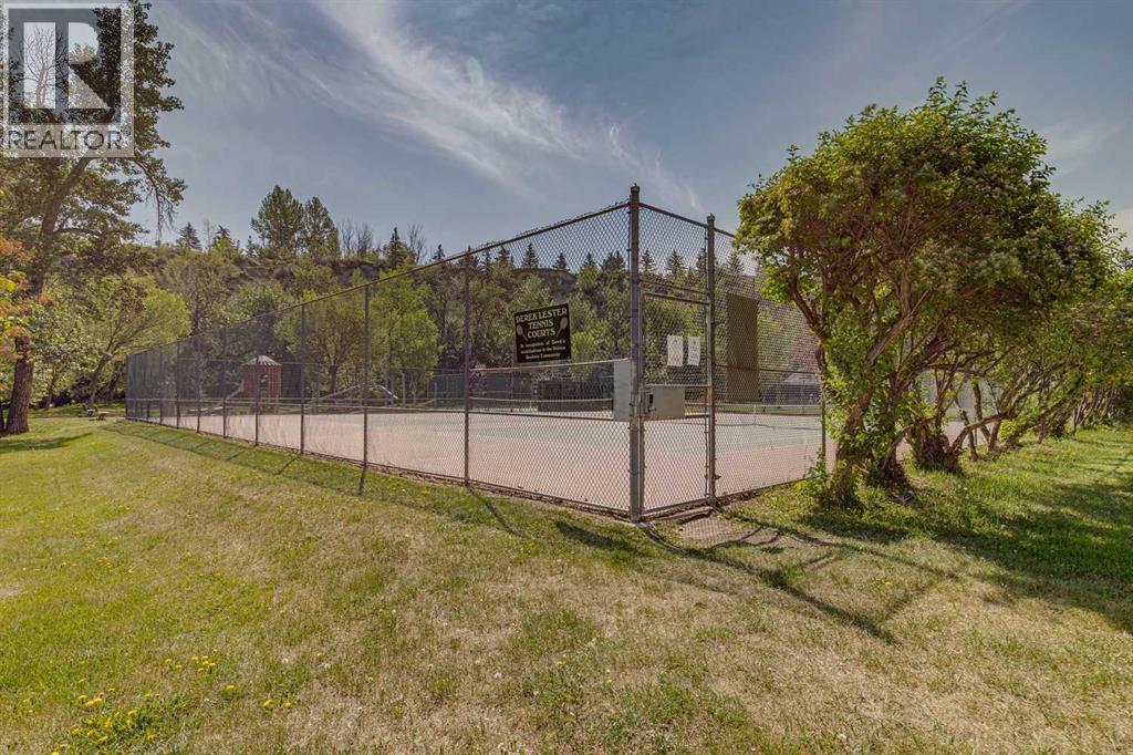 3202 1 Street SW - 40