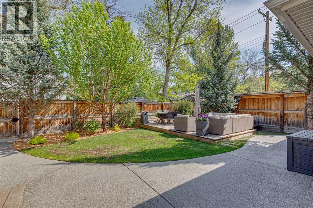 3202 1 Street SW - 39