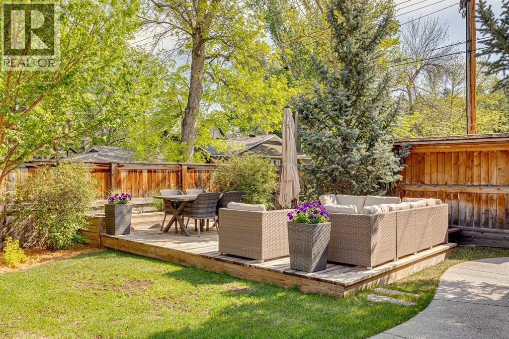 3202 1 Street SW - 36