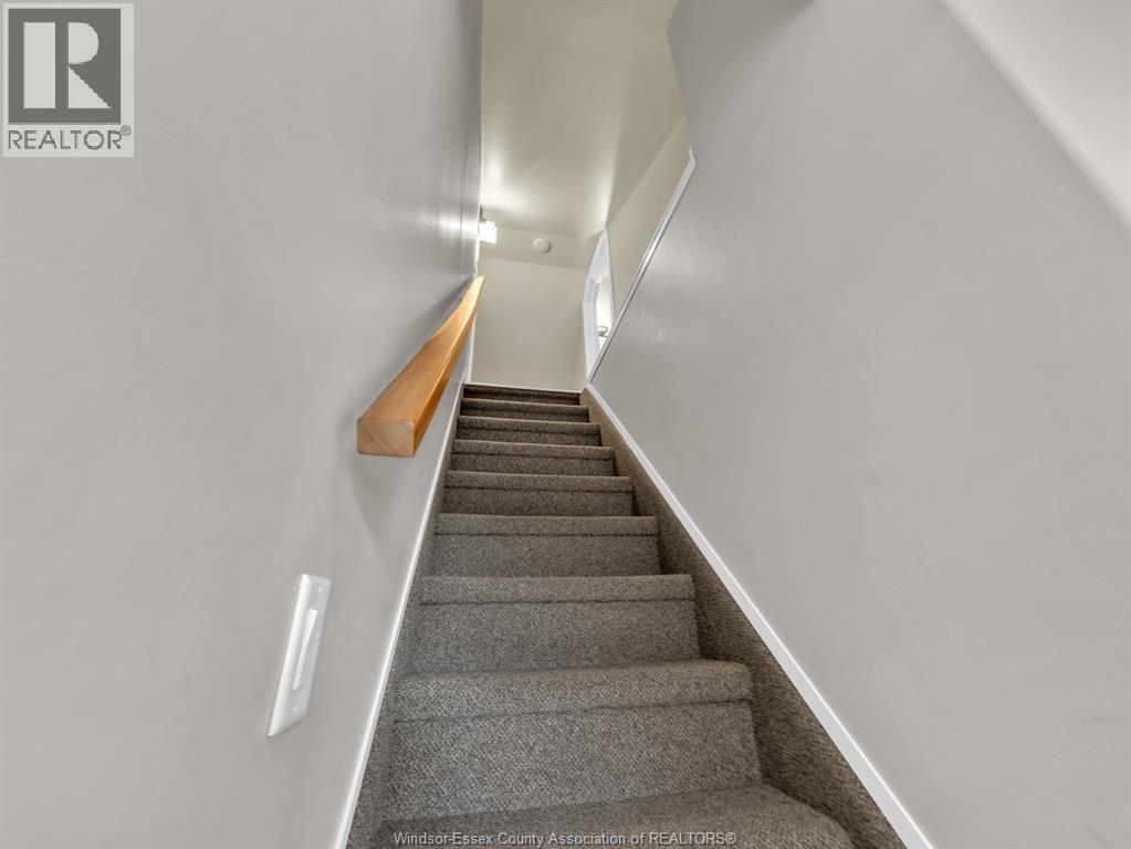 499 OXLELY BEACH ROAD - 24