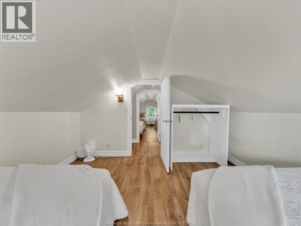 499 OXLELY BEACH ROAD - 26