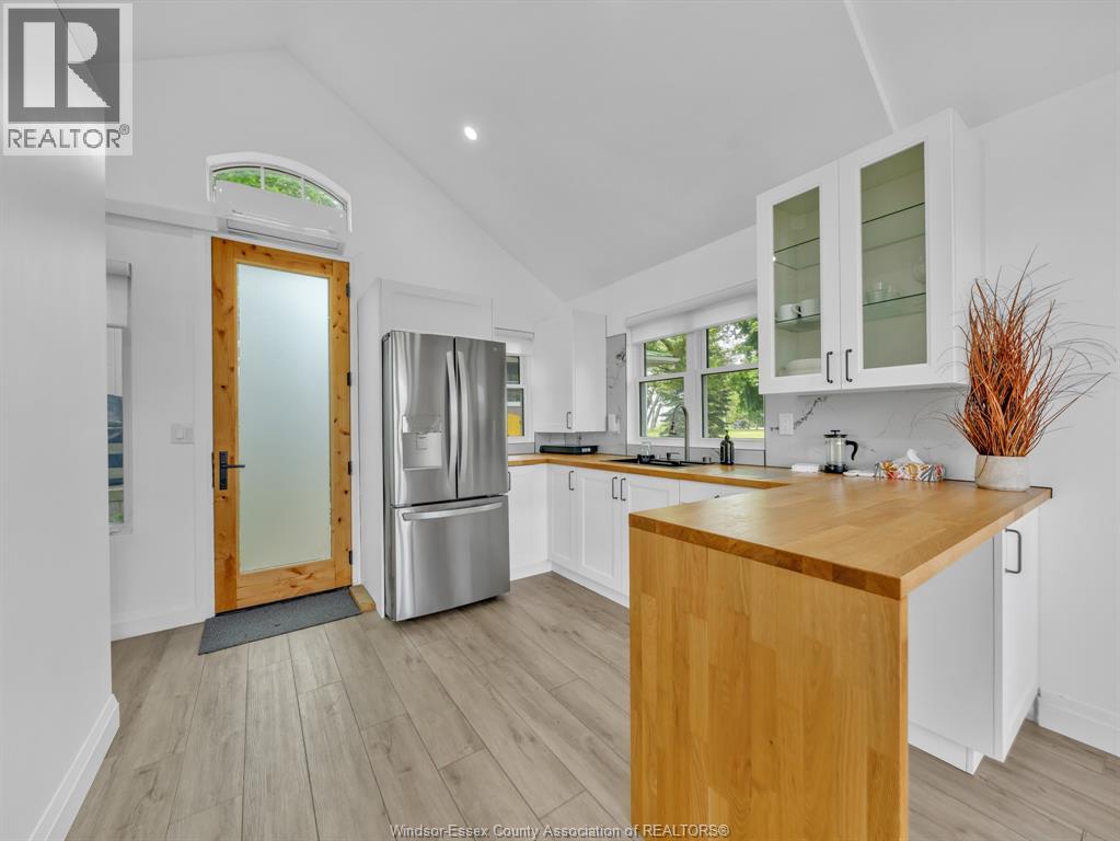 499 OXLELY BEACH ROAD - 34