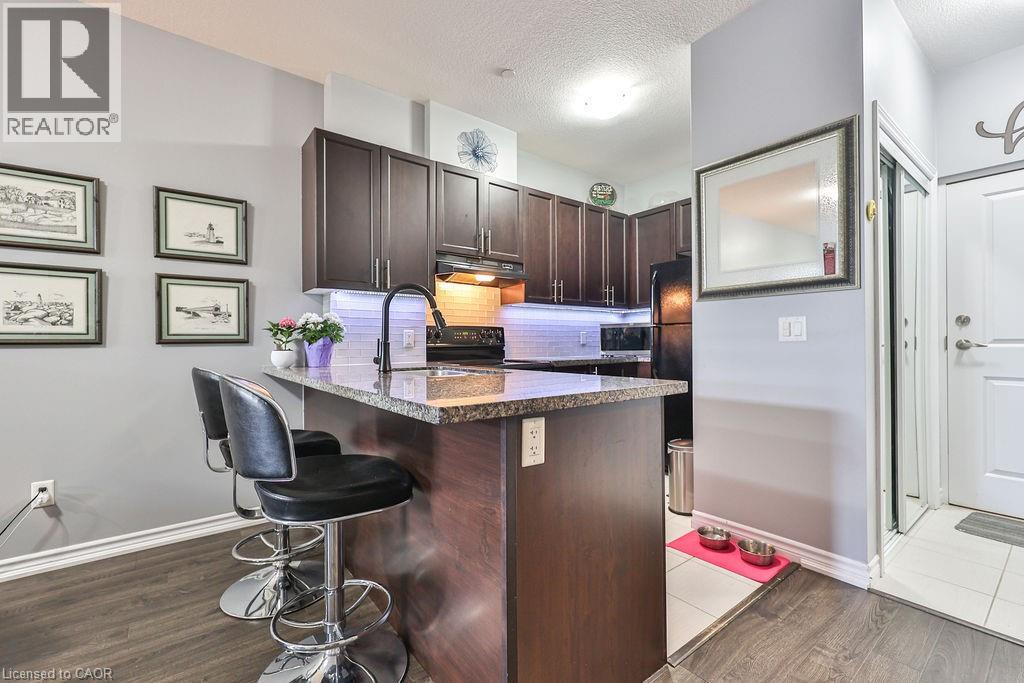 #310 95 WILSON Street W - 7