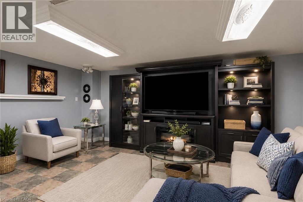35 CHANTLER Road - 29