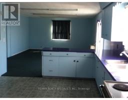 9195 Talbot Trail W, Chatham Kent, ON N0P1A0 Photo 19