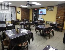 9195 Talbot Trail W, Chatham Kent, ON N0P1A0 Photo 34