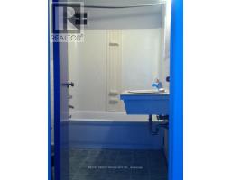 9195 Talbot Trail W, Chatham Kent, ON N0P1A0 Photo 32