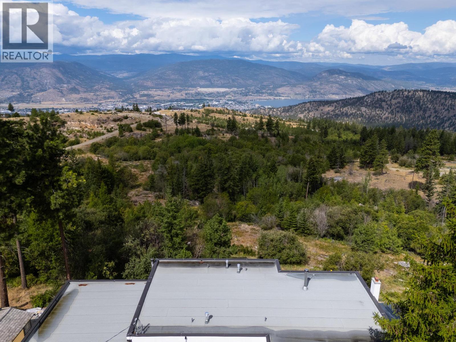2286 CARMI Road - 66