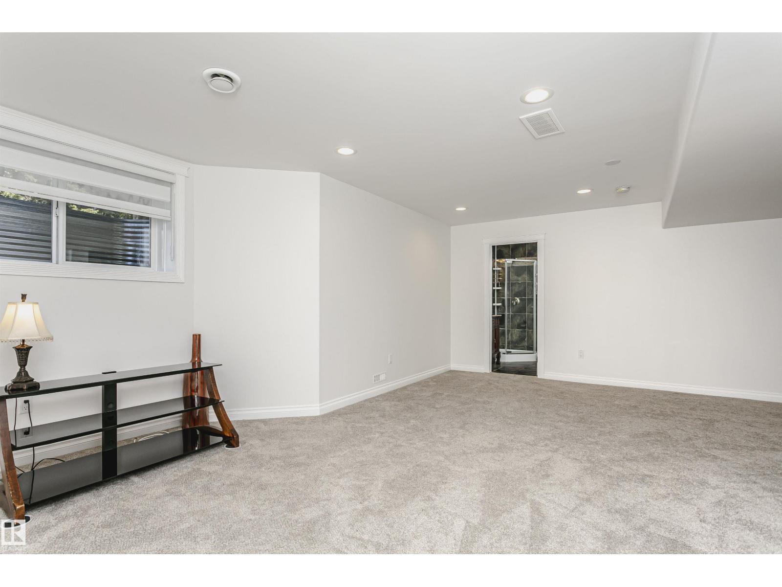 1631 HECTOR RD NW - 55