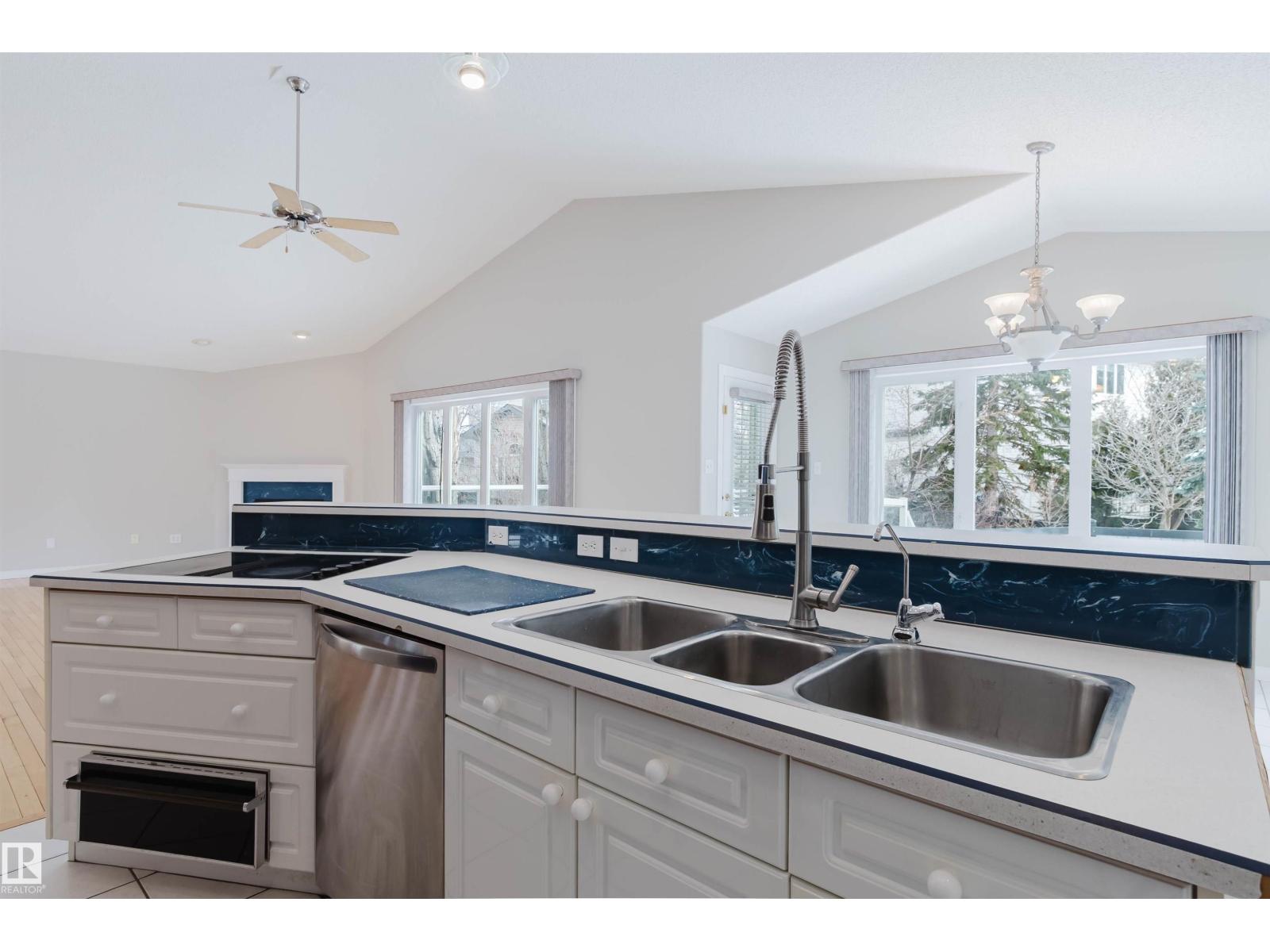 1641 FORBES WY NW - 23
