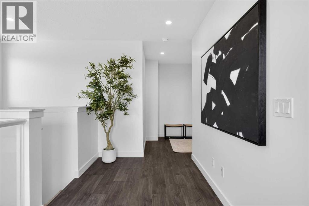 #402 3450 19 Street SW - 40