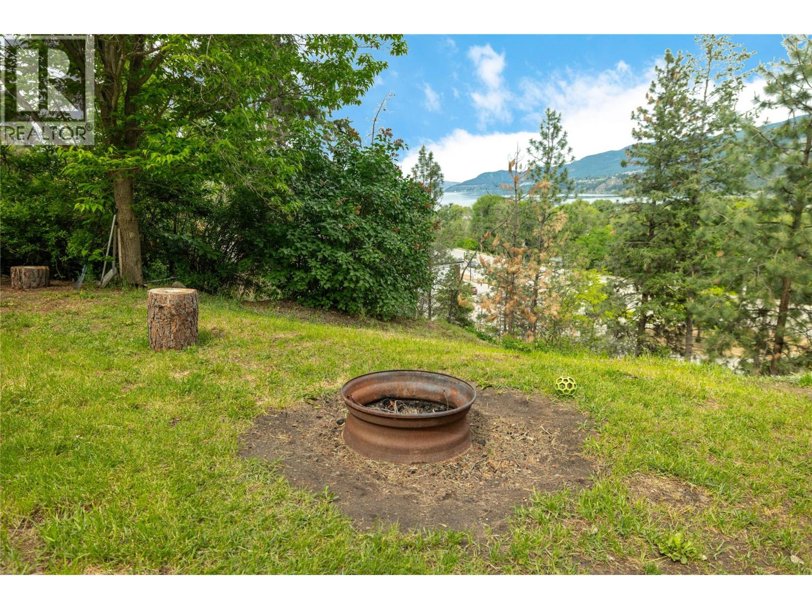 11251 ROBERTS Road - 44