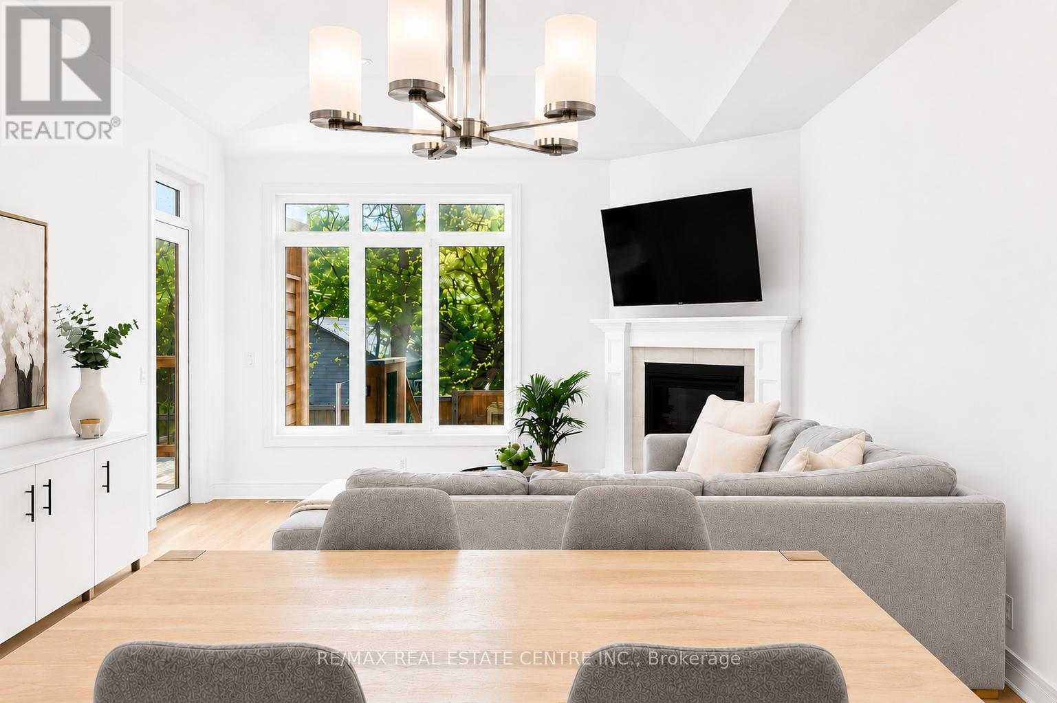 199 ALDERSON COURT - 14