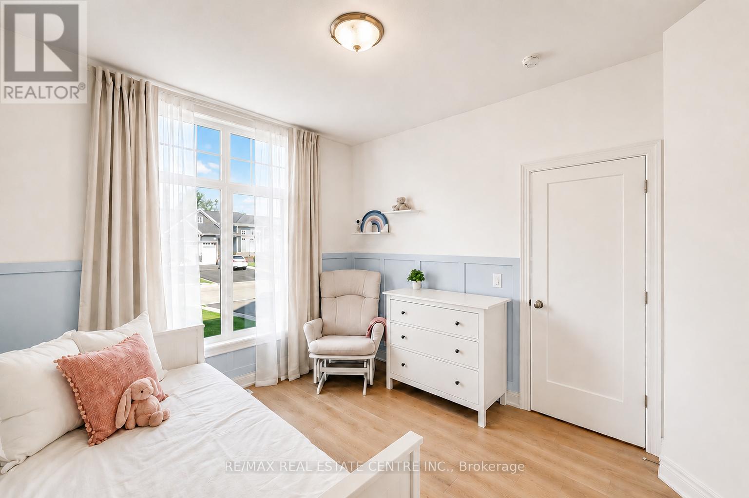 199 ALDERSON COURT - 20