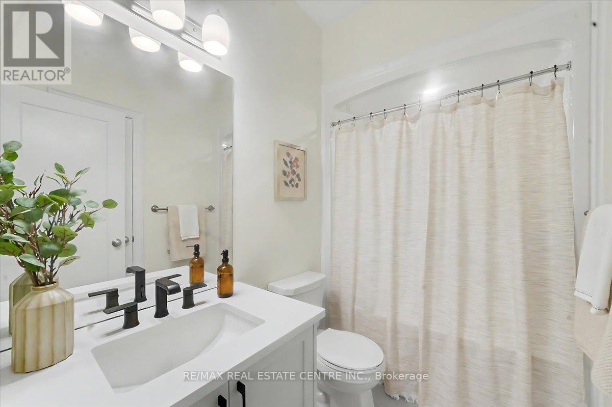 199 ALDERSON COURT - 21