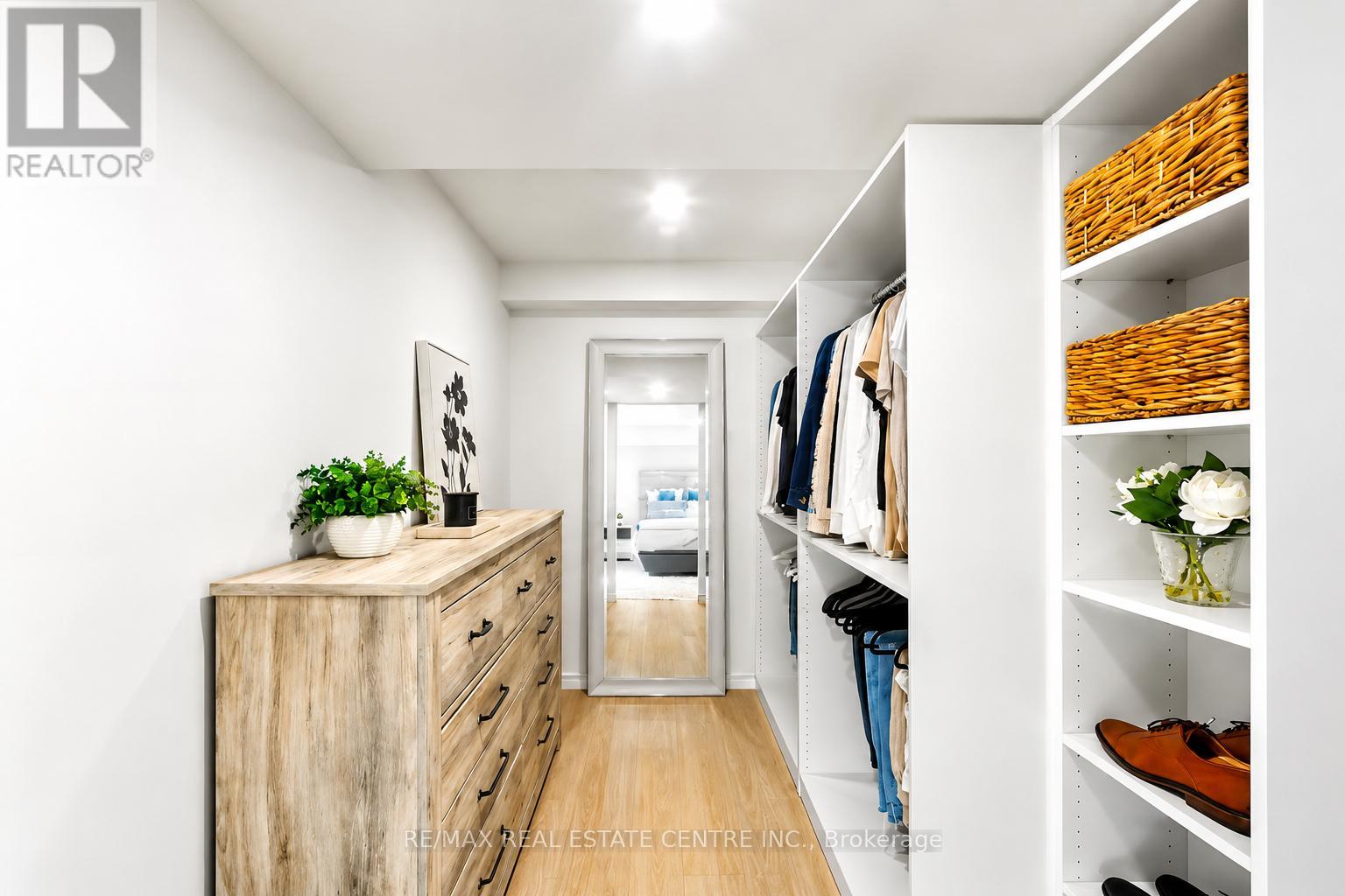 199 ALDERSON COURT - 30