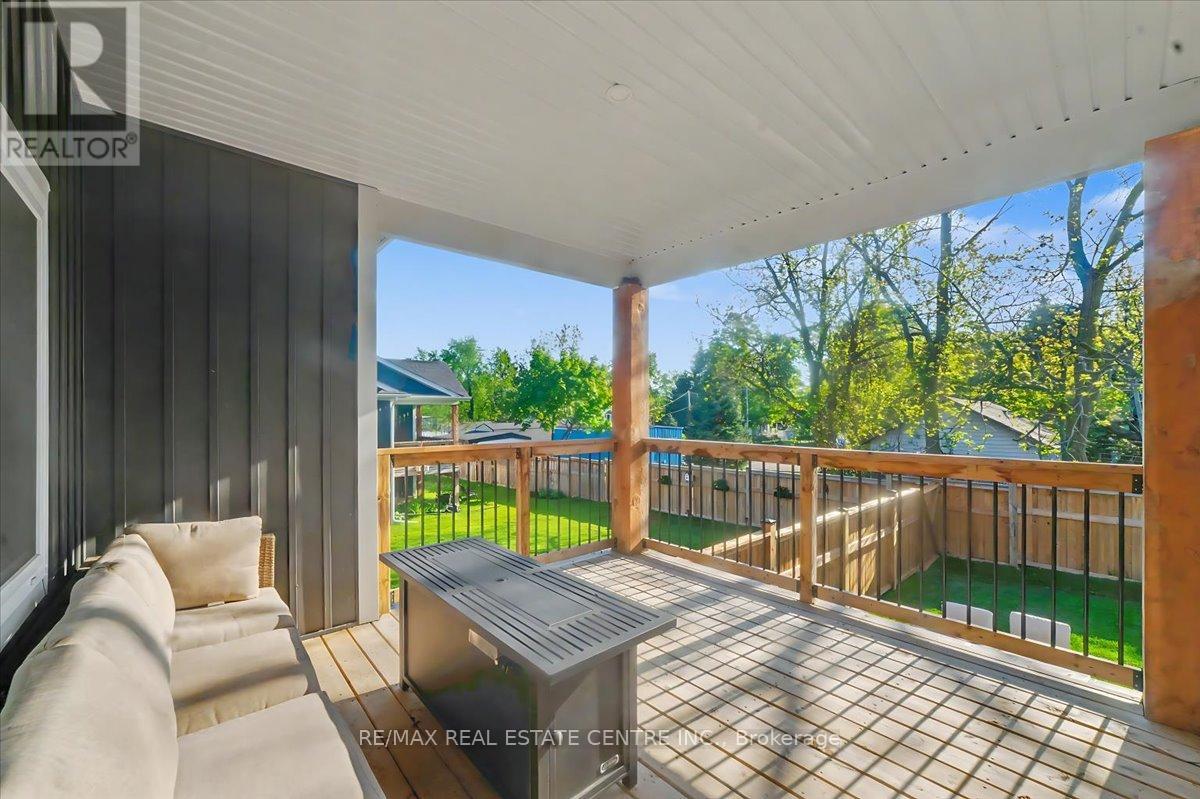 199 ALDERSON COURT - 31