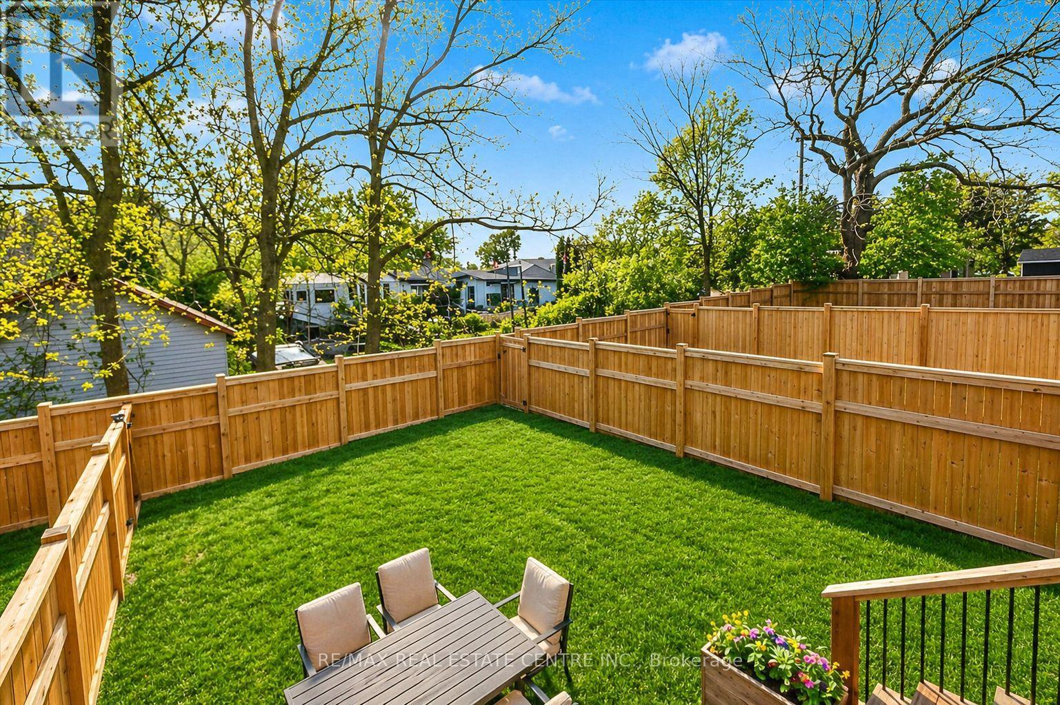 199 ALDERSON COURT - 32