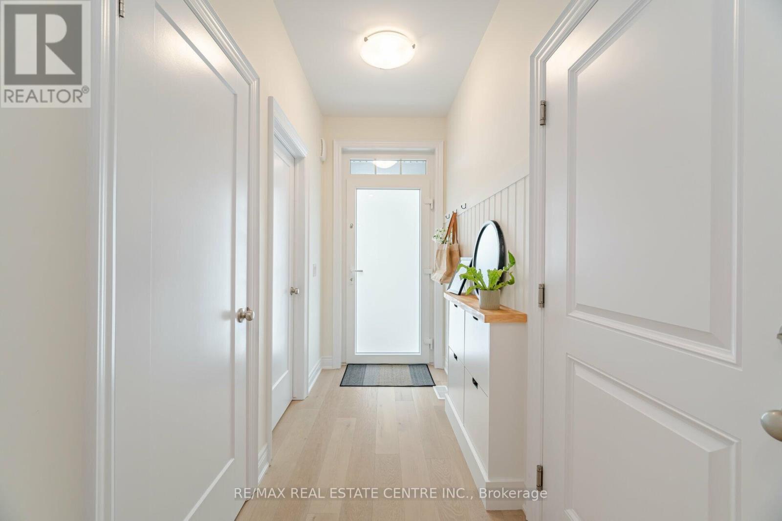 199 ALDERSON COURT - 4