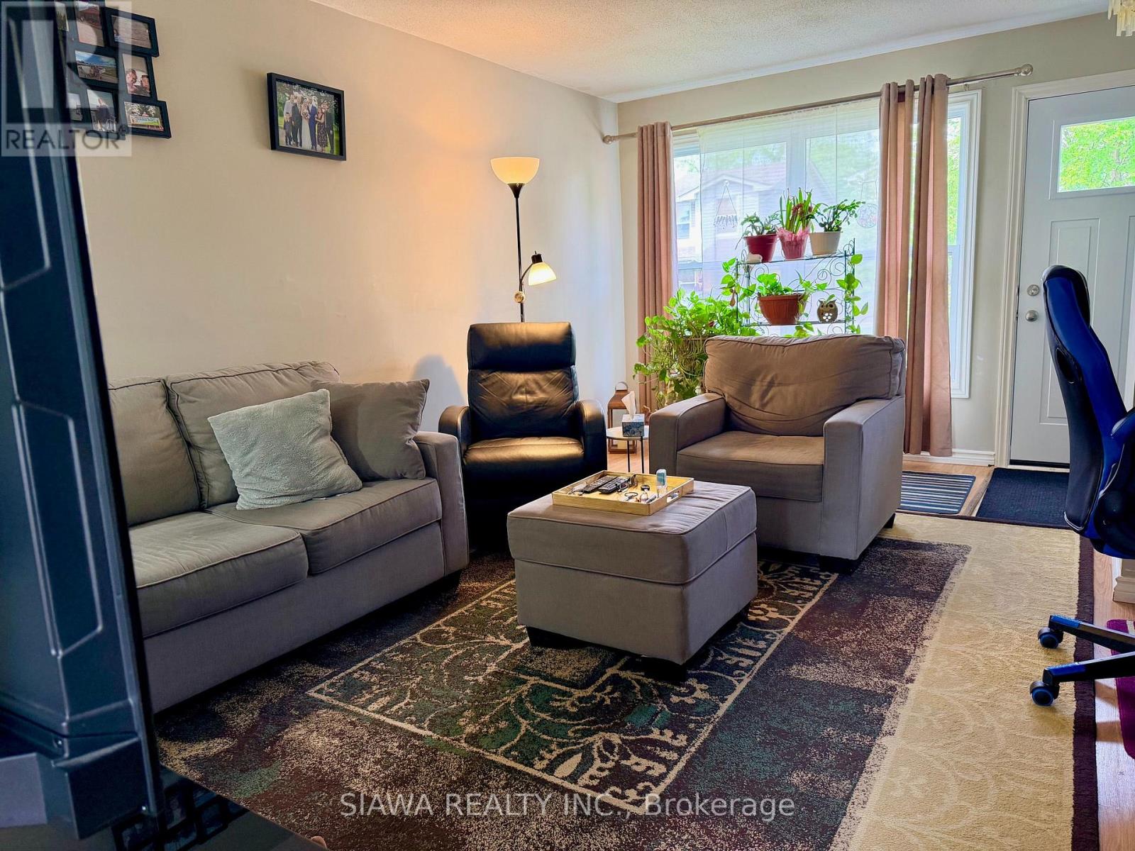 #86 1250 JALNA BOULEVARD - 2