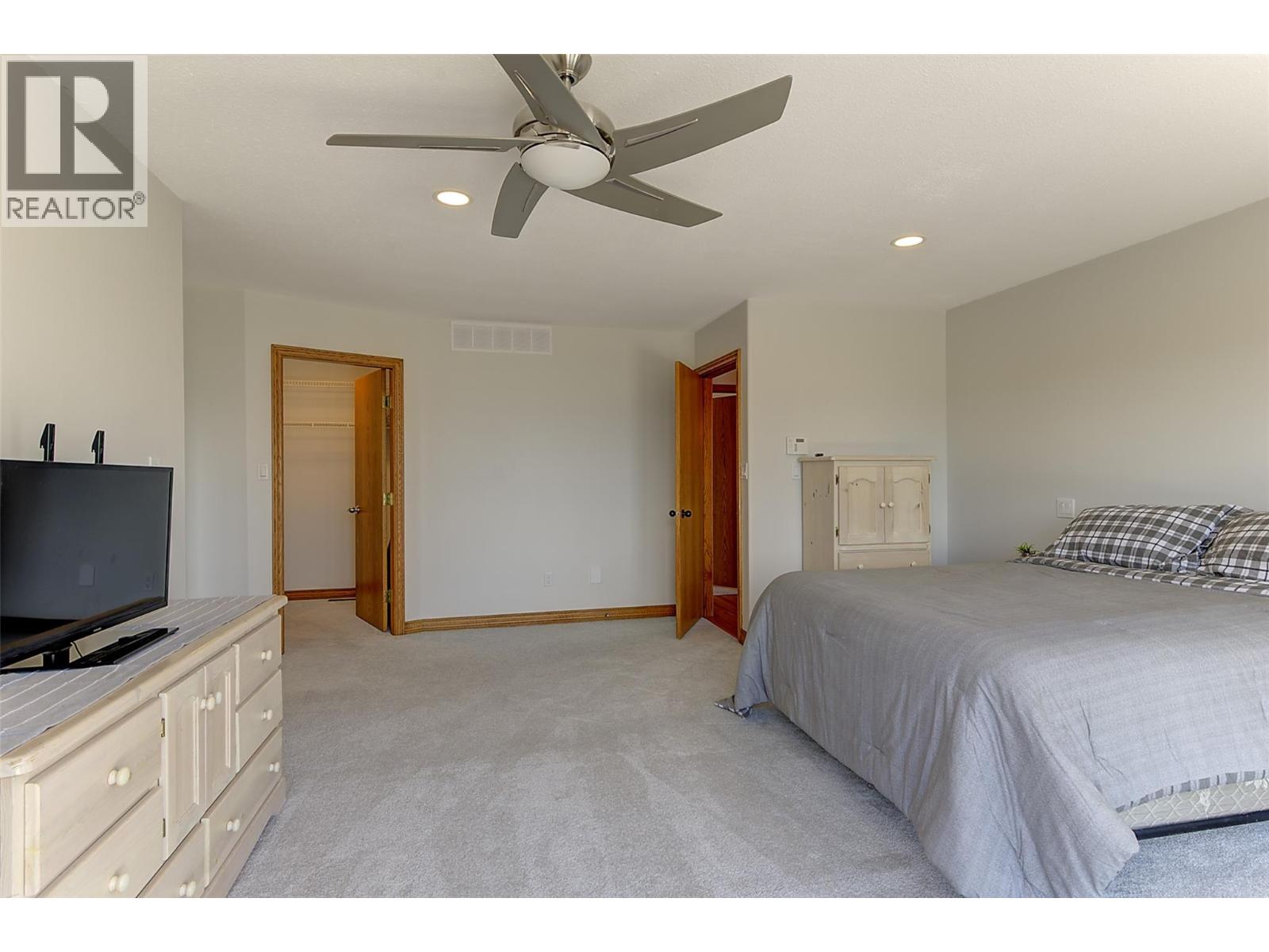 1525 Klein Road - 48