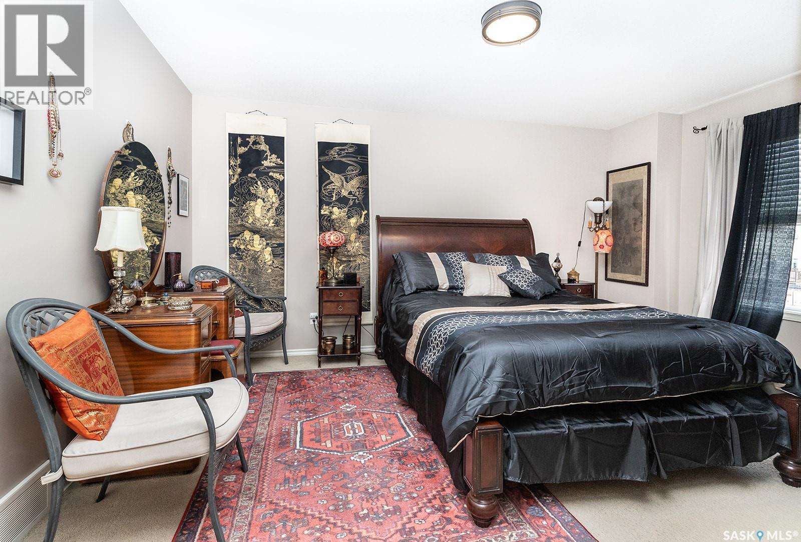 #214 615 Lynd CRESCENT - 12