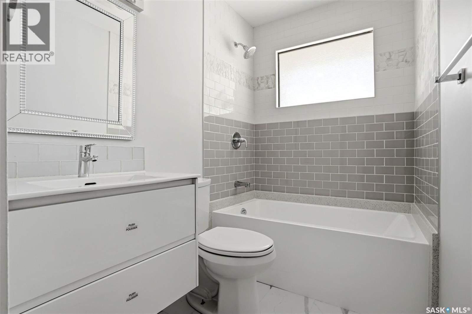 124 Riddell CRESCENT - 16