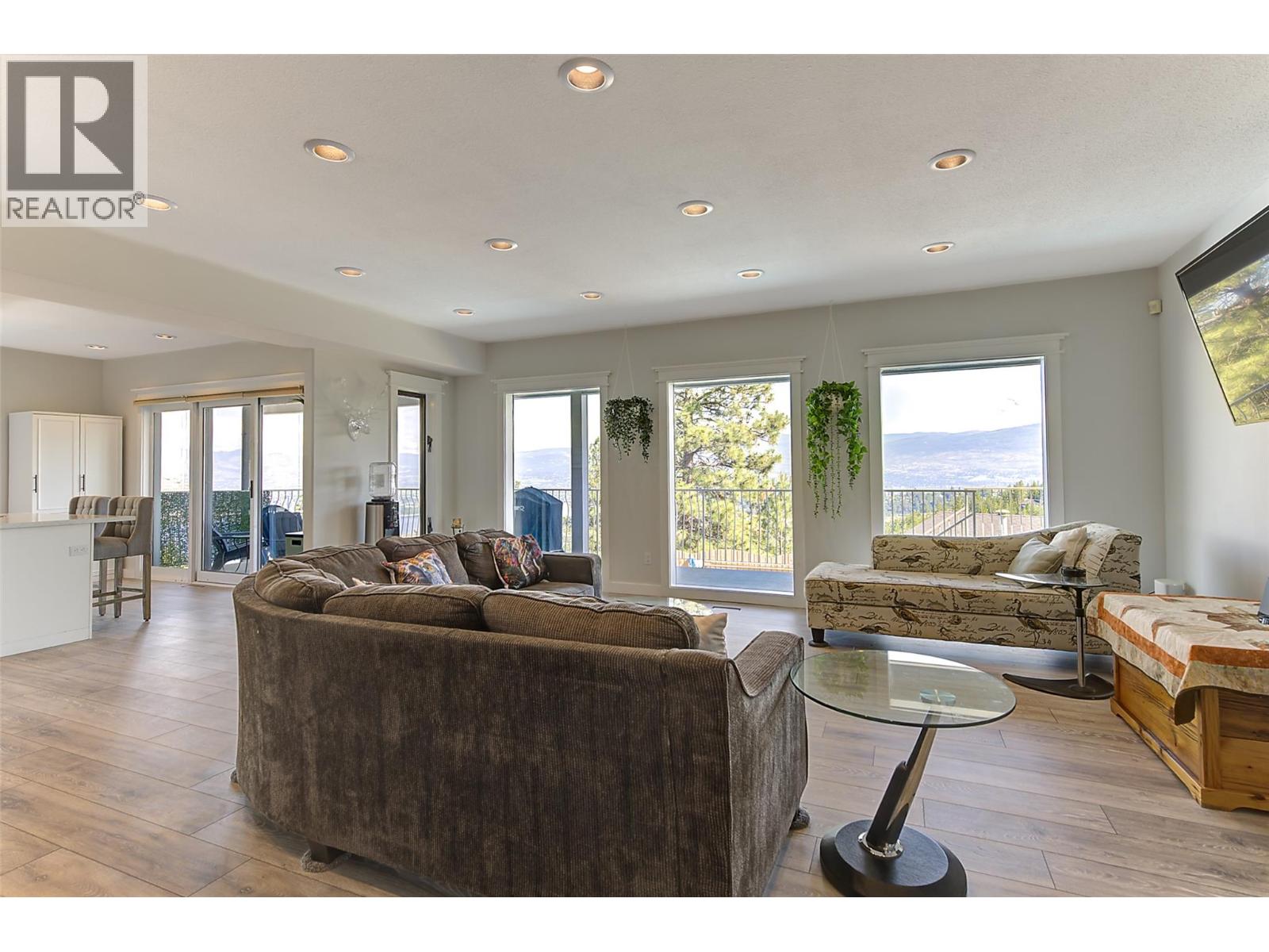 1525 Klein Road - 60