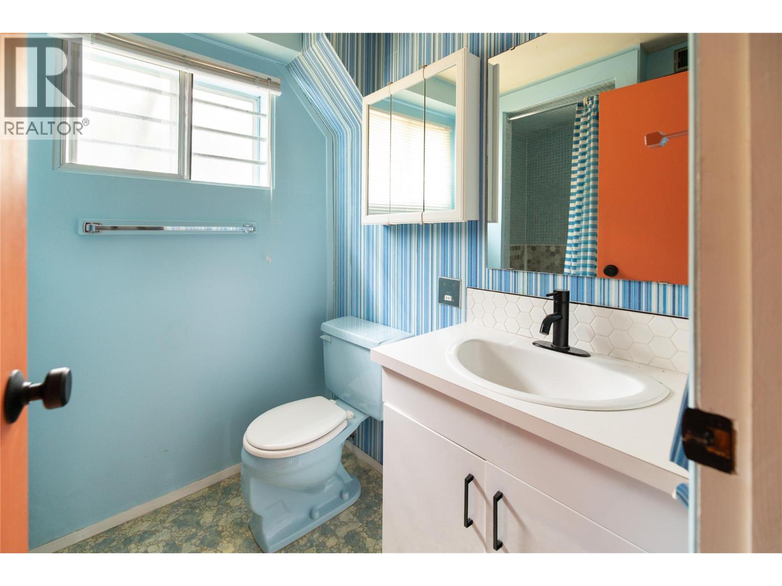 1738 Smithson Drive - 24