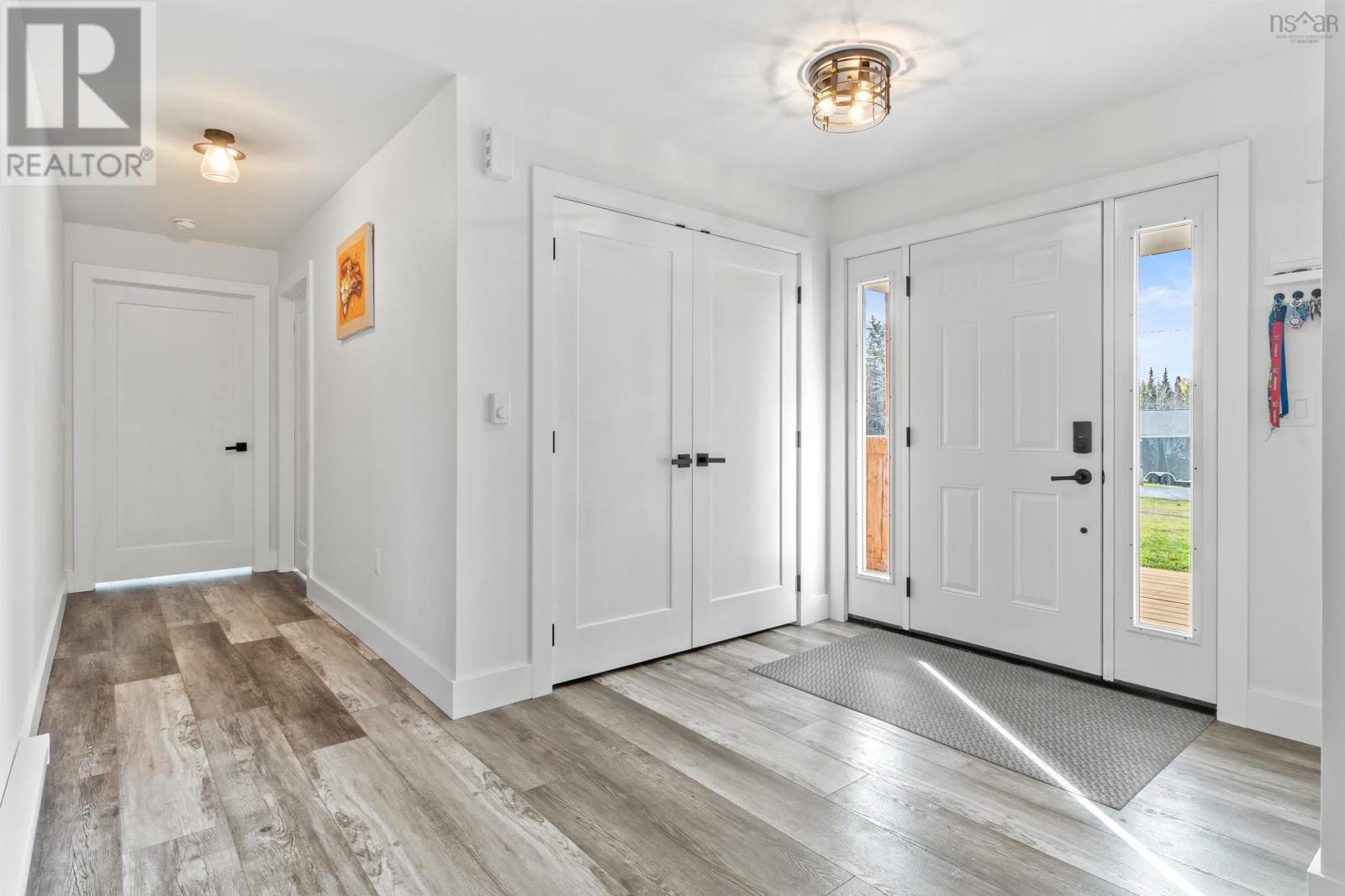 215 Grono Road - Image 2