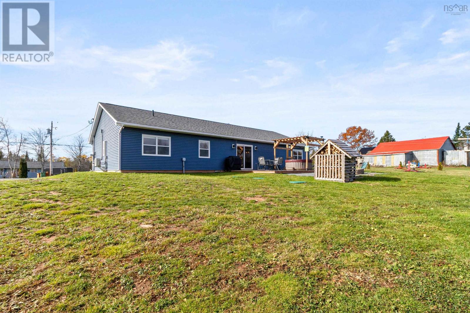 215 Grono Road - 25
