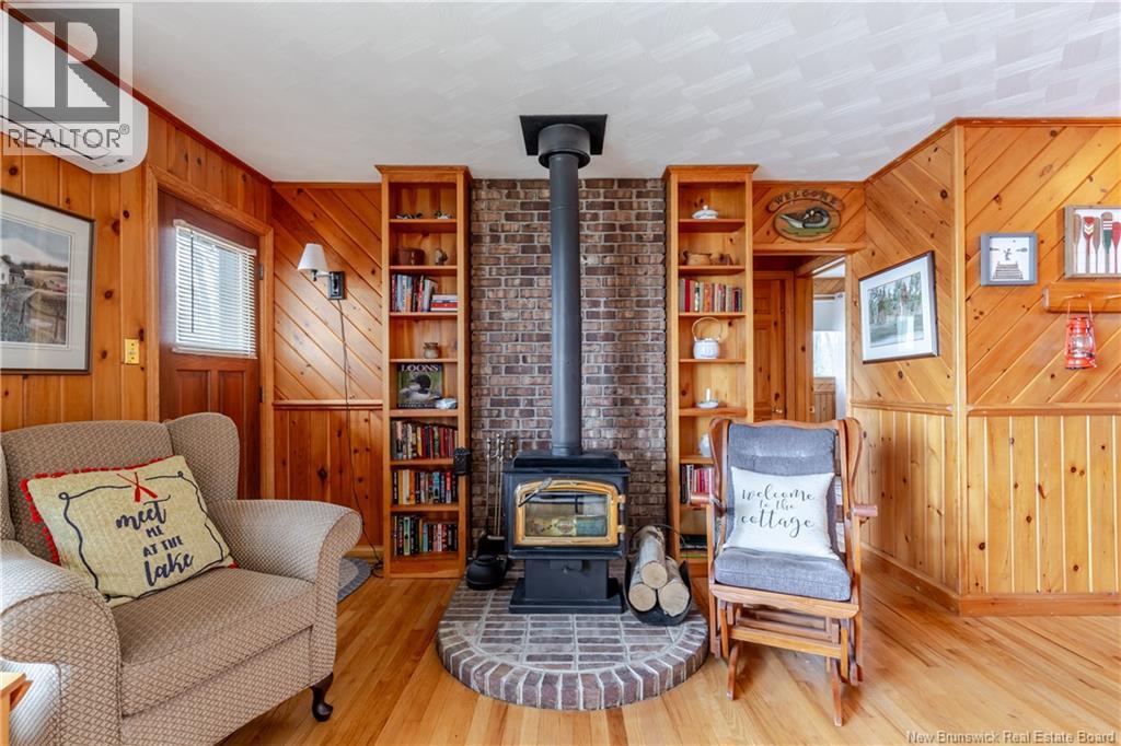 18 Lakeside Crescent - 19
