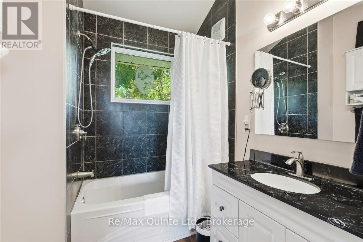 92 BISHOP LANE - 22